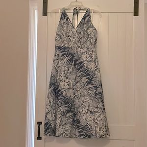 Anne Taylor size 10 dress.  Only worn 1-2 times.  Perfect condition.